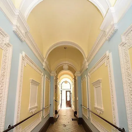 Deluxe In Old Town, Charles Bridge 3 Min, Private Garden, Breakfast *